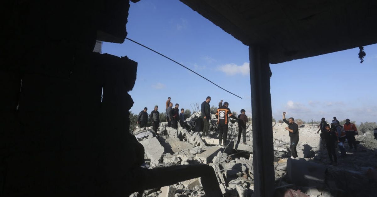 Израел казва, че двама заложници са били спасени от Ивицата Газа