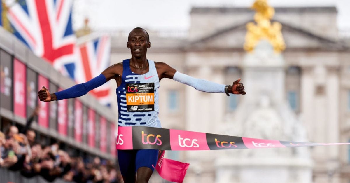 Световният рекордьор по маратон Келвин Киптум загина при инцидент в Кения