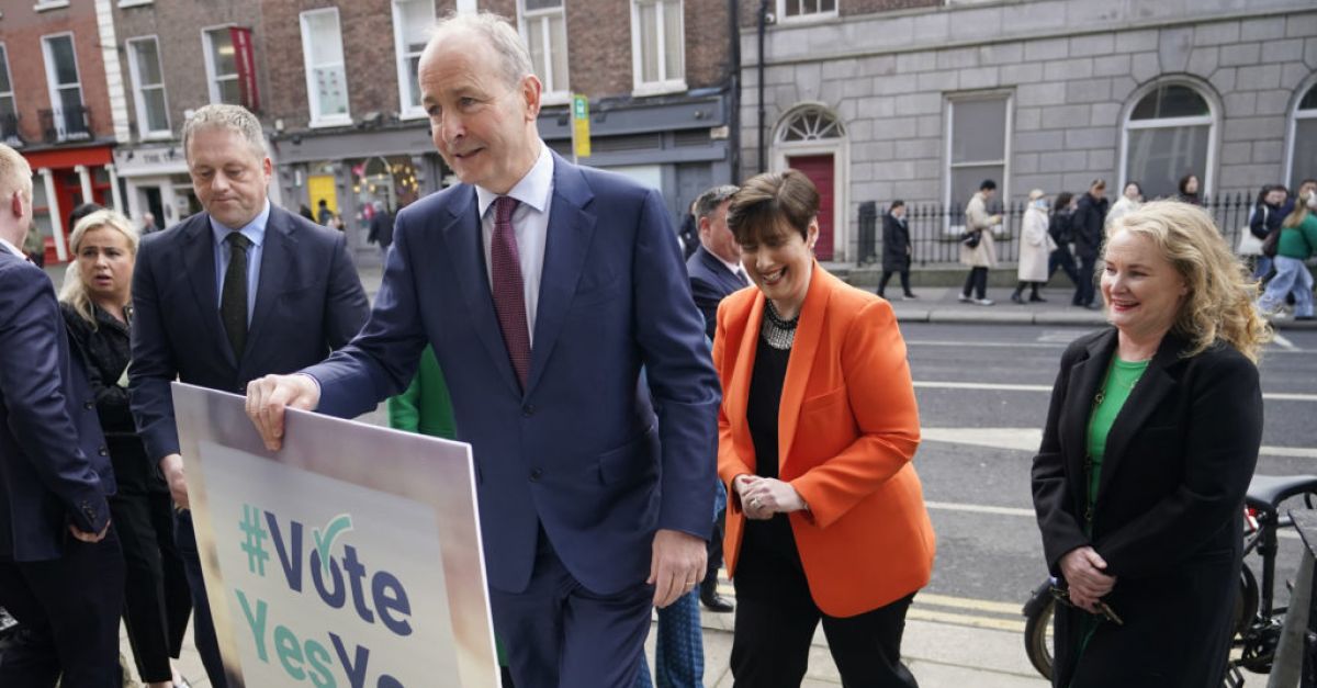 Fianna Fáil стартира кампания за гласуване с „да“ на референдумите