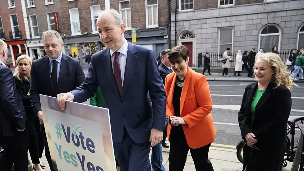 Fianna Fáil Launches Campaign For ‘Yes’ Votes In Referendums