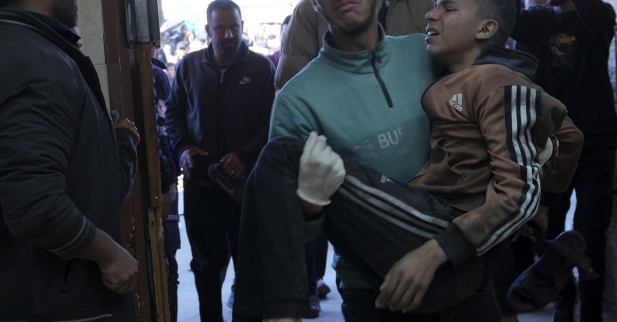 Israel strikes Rafah as US vows to block UN resolution on ceasefire | BreakingNews.ie