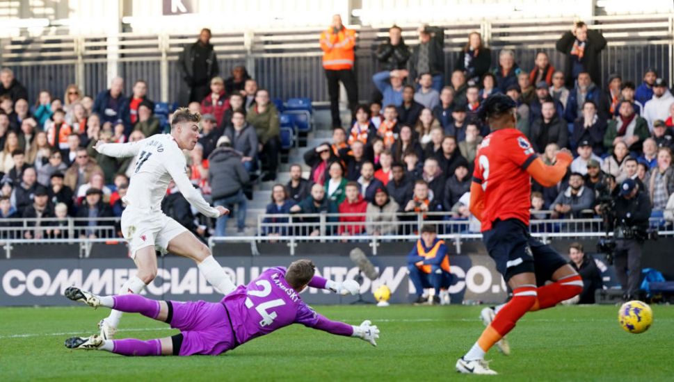 Rasmus Hojlund Scores Twice As Manchester United Hold Off Luton