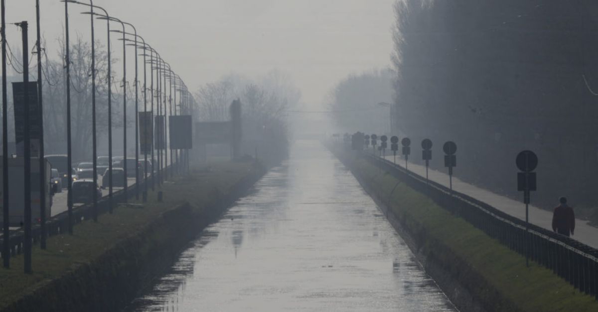 Милано налага мерки срещу смога по време на пристъп на лошо замърсяване на въздуха