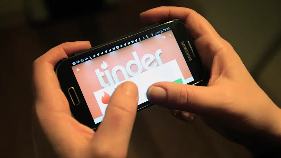 Tinder Brings Id Verification To The Uk