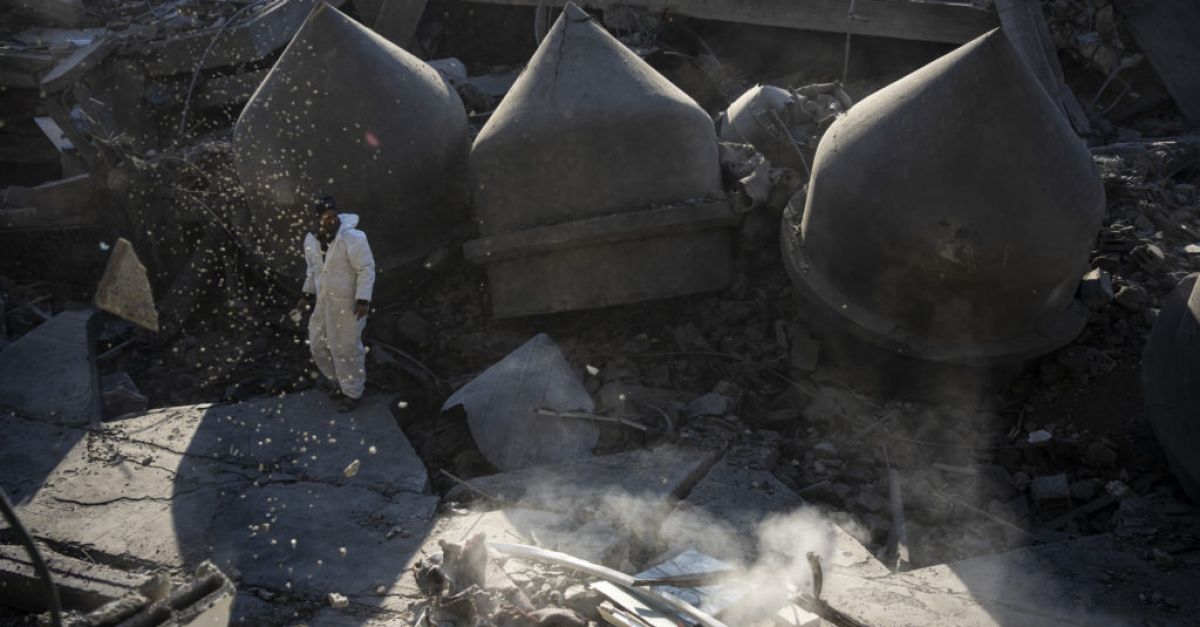 Въздушните удари в Газа доведоха до смъртта на най-малко 48 души, твърдят здравни служители