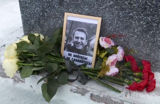 Prisoner Swap For Navalny Was In Final Stages Before His Death, Associate Says