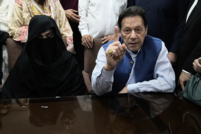 Ex-Pakistan Pm Imran Khan And Wife Plead Not Guilty In Corruption Case