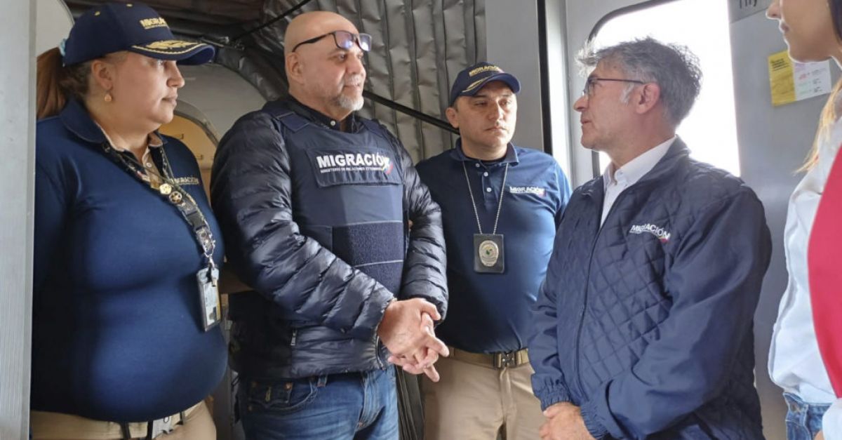 Военачалникът Манкузо е екстрадиран обратно в Колумбия след излежаване на присъда в САЩ