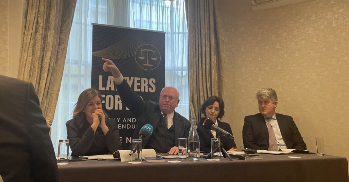 Предложенията на референдума на етикета Адвокати за не гласуване са неясни и беззъби
