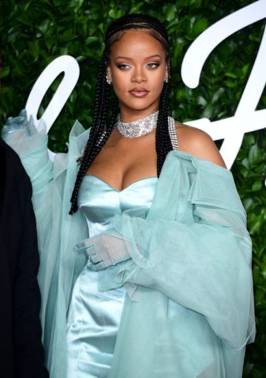 India’s Richest Man Brings Rihanna And 1,200 Guests To Party For His Son