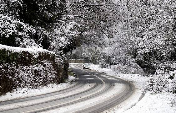 Orange Weather Warning For Snow And Ice Issued For Five Counties