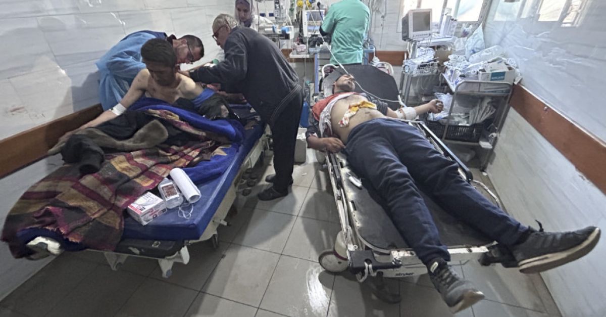 Огнестрелните рани са причина за 80% от раните от кръвопролитието на конвоя за помощ в Газа – старши медик