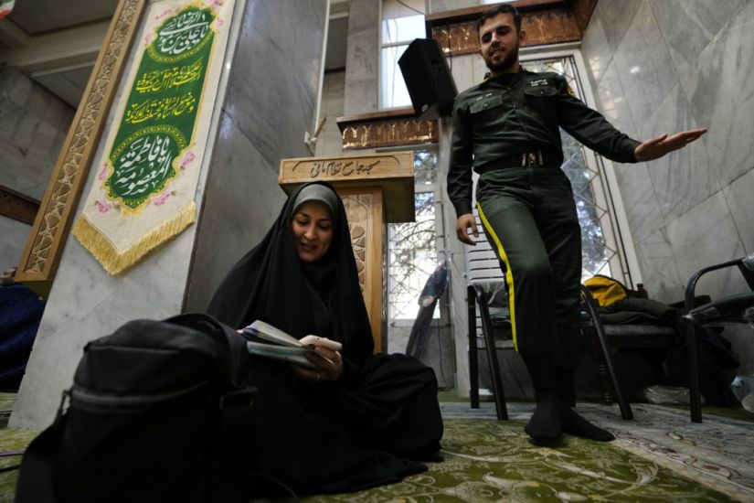 Hardliners Leading Iranian Election Amid Reported Record Low Turnout