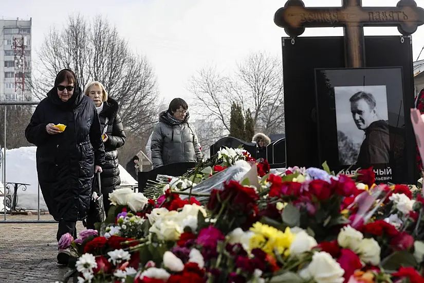 Navalny’s Mother Brings Flowers To His Grave A Day After Moscow Funeral