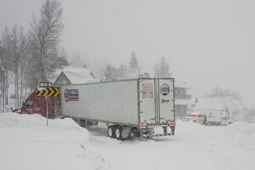 Blizzard Leaves Thousands Of Homes Without Power In California And Nevada