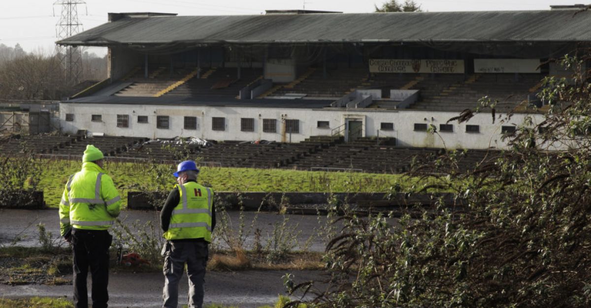 Casement Park „заслужава същата подкрепа“ като футболните и ръгби стадионите – Лонг