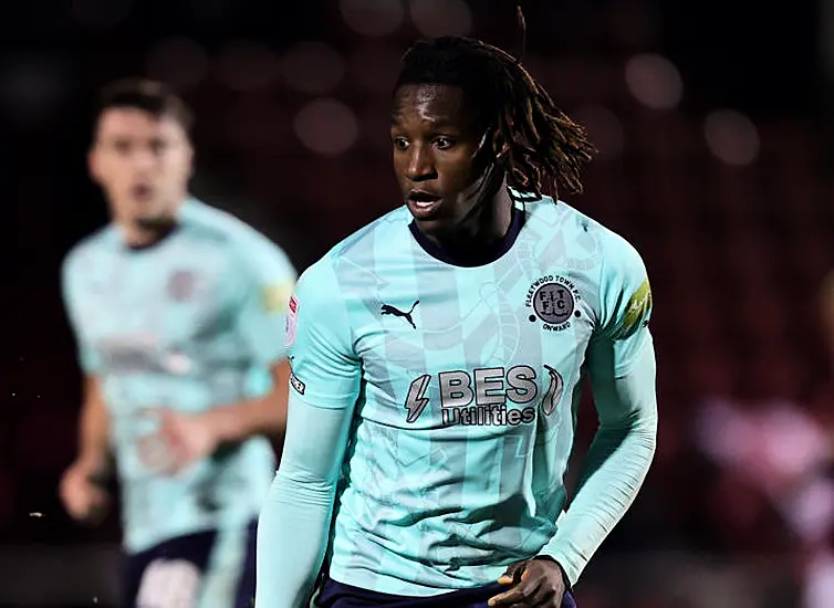 Irish Abroad: Lawal And Kilkenny Star In Fleetwood Win