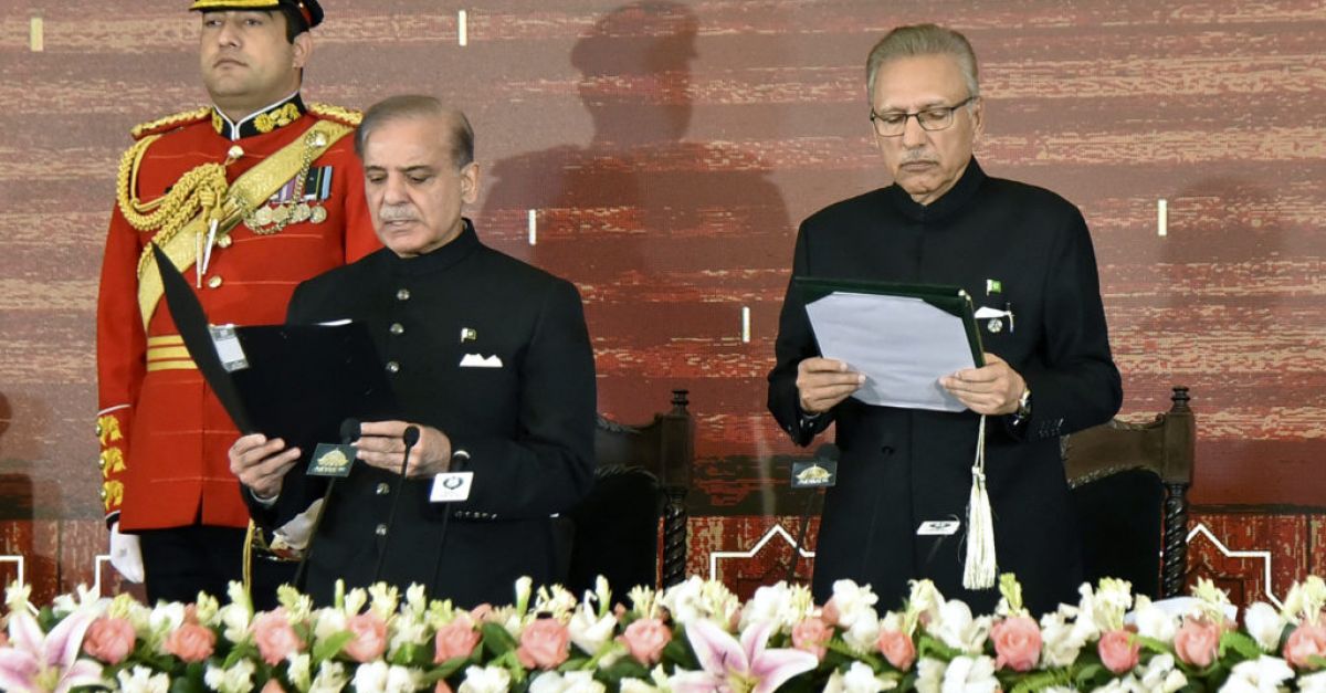 Шехбаз Шариф положи клетва като нов министър председател на Пакистан в