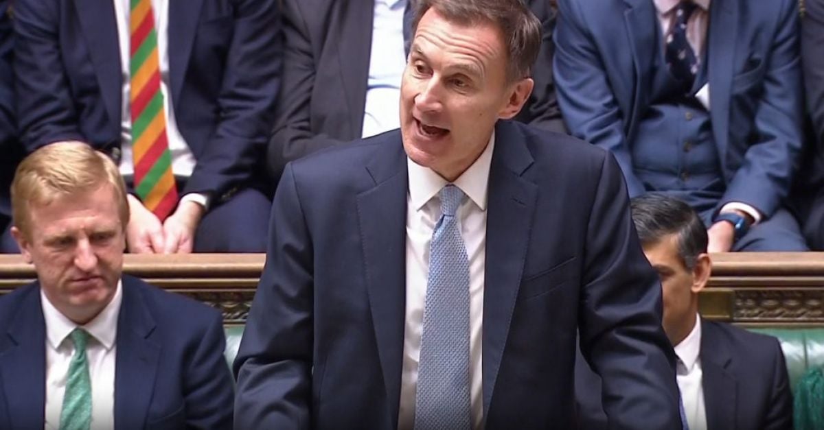 Канцлерът на Обединеното кралство се шегува с теглото на Кийр Стармър в речта си за бюджета