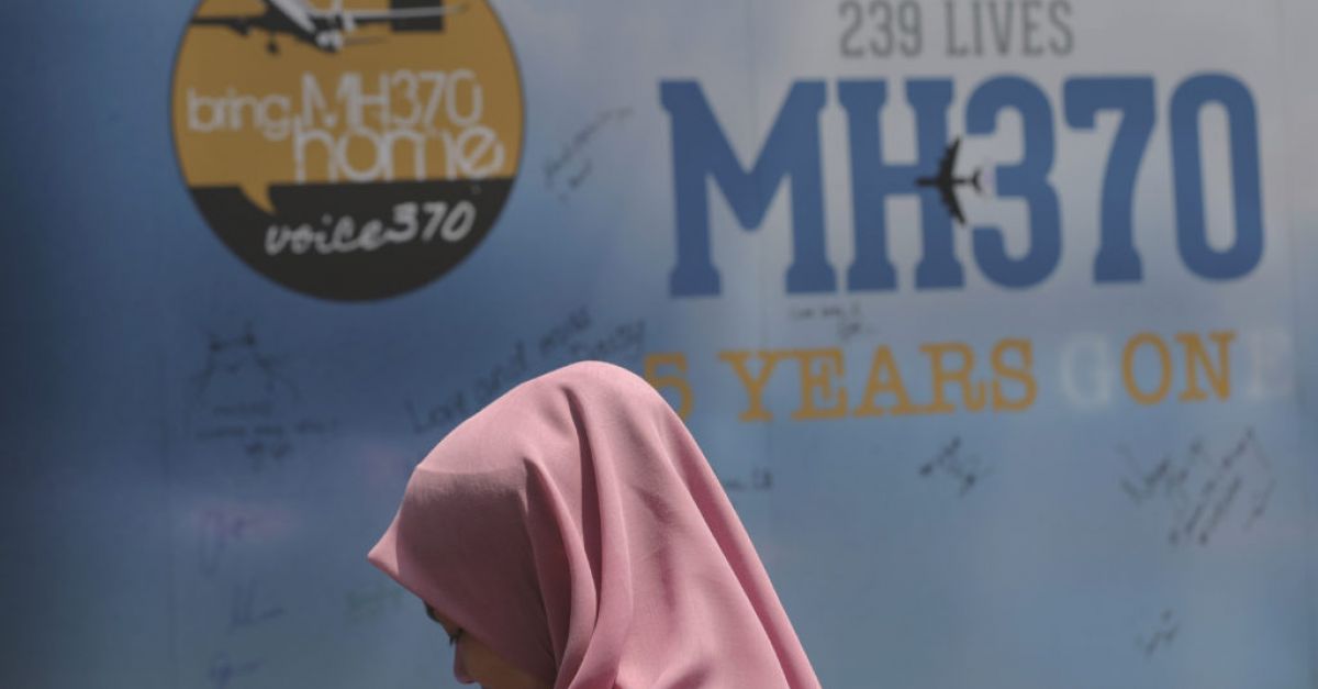 10 години по-късно родителите на пътници на MH370 все още търсят отговори