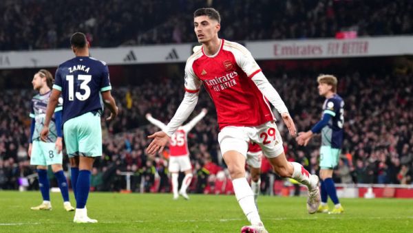 Kai Havertz scores late winner as Arsenal battle past Brentford to go top