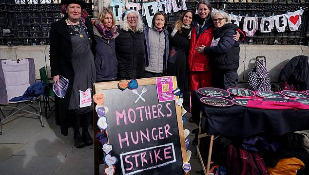 Mothers Staging Hunger Strike At Uk Parliament For Parents Who Cannot Feed Children