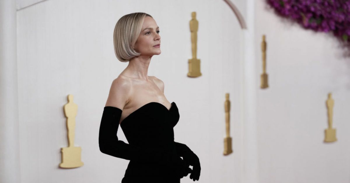 Снимки от червения килим на Оскарите: Кери Мълиган и Лили Гладстон са главните звезди на церемонията