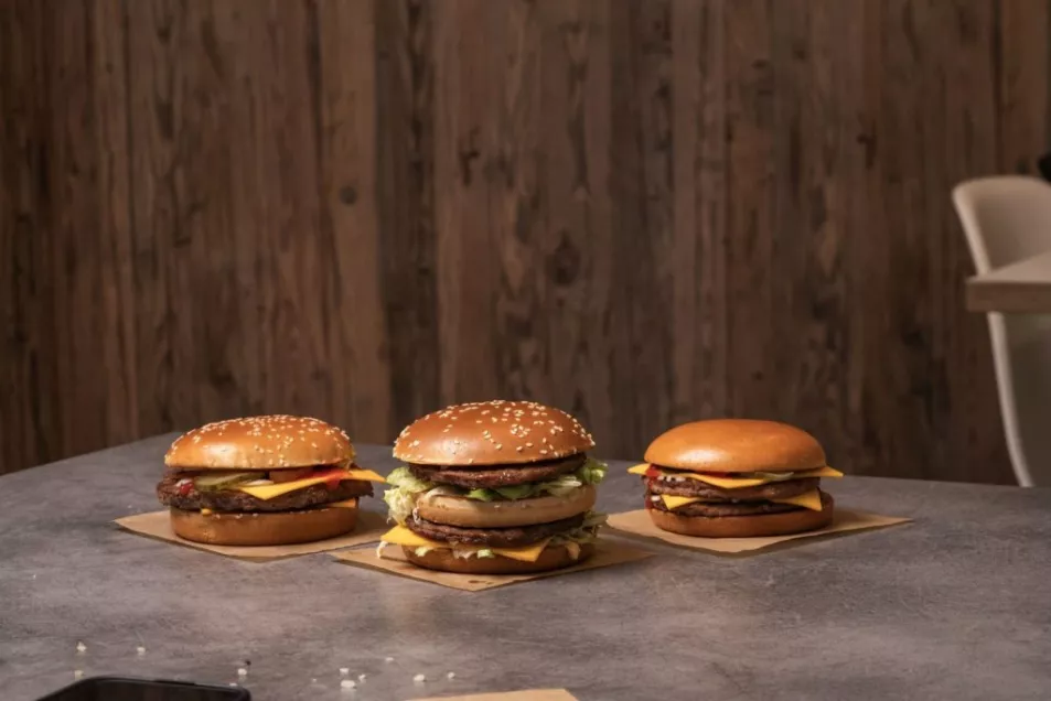 McDonald's está a punto de hacer algunos cambios en sus hamburguesas más populares