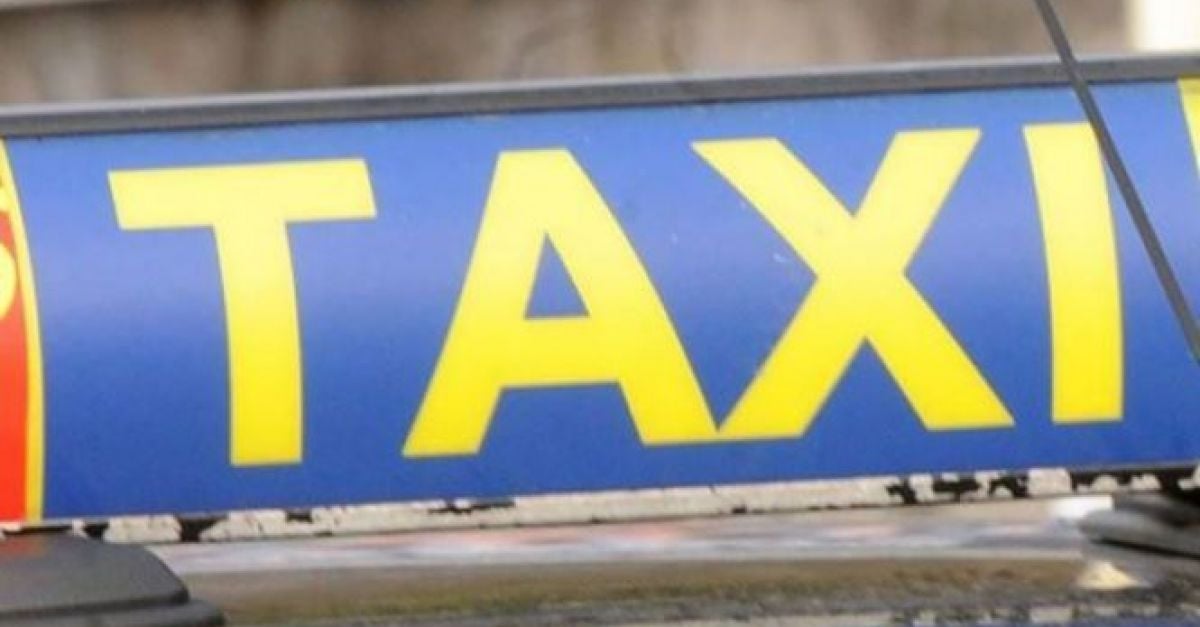 Таксиметров шофьор от Дъблин трябва да плати 1600 евро на