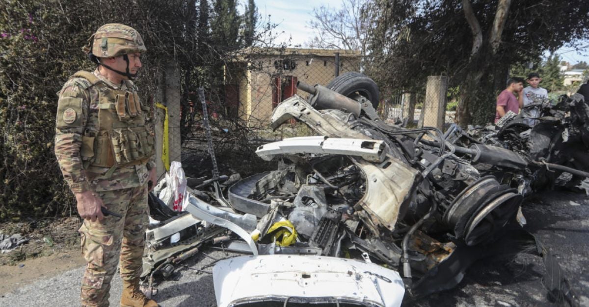 Израелски дрон удари кола в Южен Ливан, убивайки член на Хамас