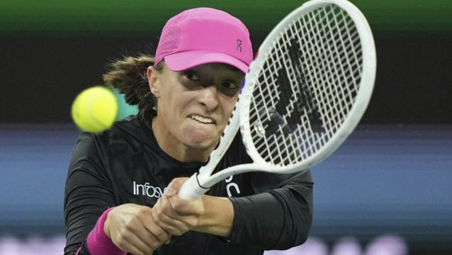 Iga Swiatek To Face Caroline Wozniacki In Indian Wells Quarter-Finals