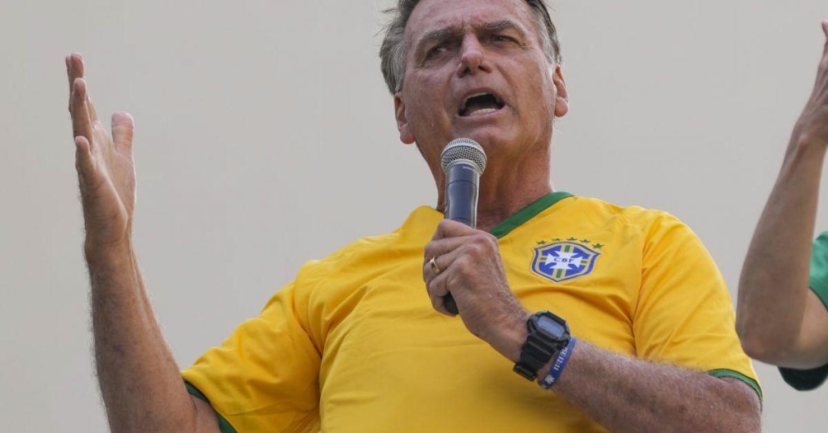 Висши бразилски военни лидери заявиха пред полицията, че бившият президент