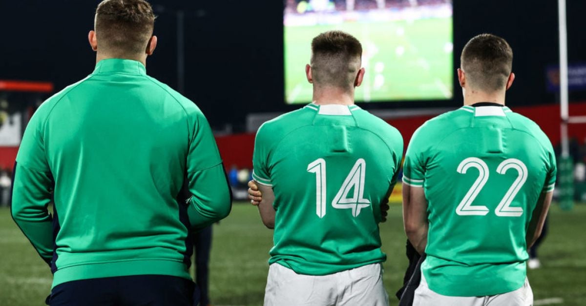 Сърдечен удар за Ирландия под 20 години, когато Англия спечели титлата на Шестте нации