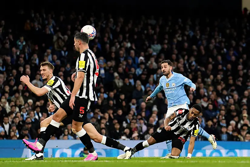 Bernardo Silva Fires Man City Into Record Sixth Successive Fa Cup Semi-Final