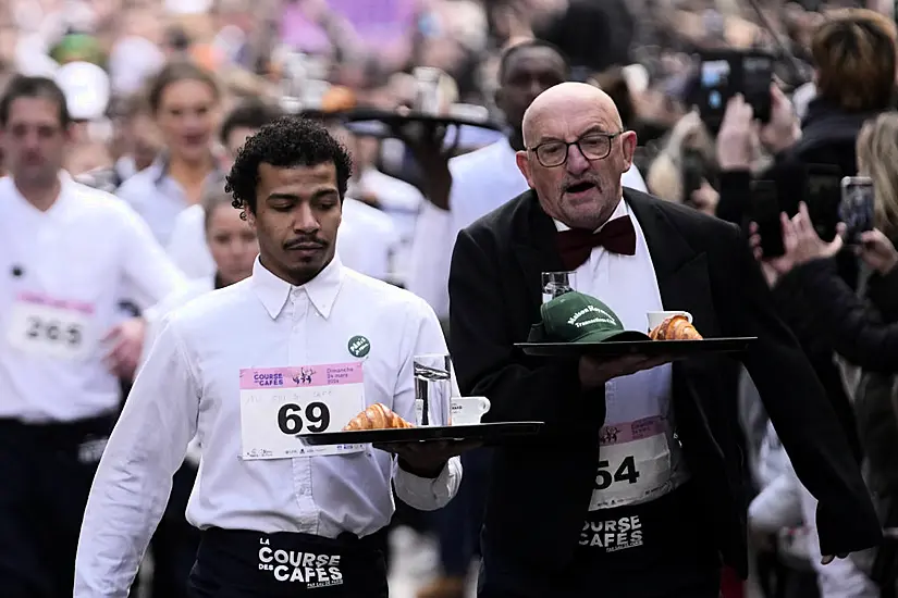 The Waiting Game! Cafe Workers Carry Loaded Trays In 2Km Race Through Paris