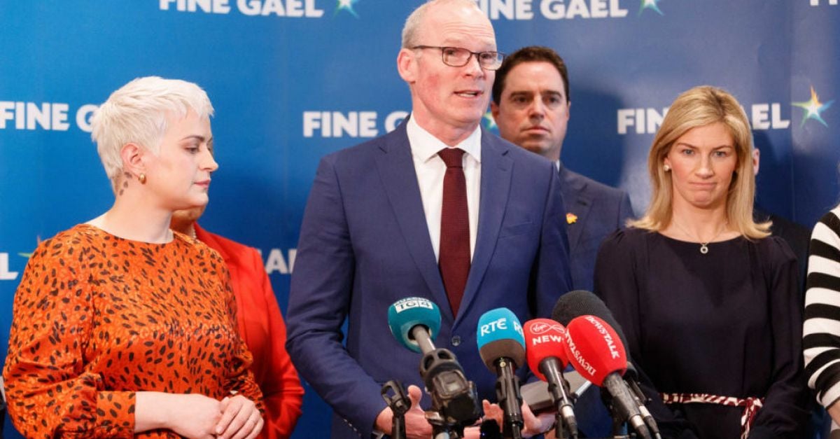 Заместник лидерът на Fine Gael Саймън Коуни потвърди че ще се