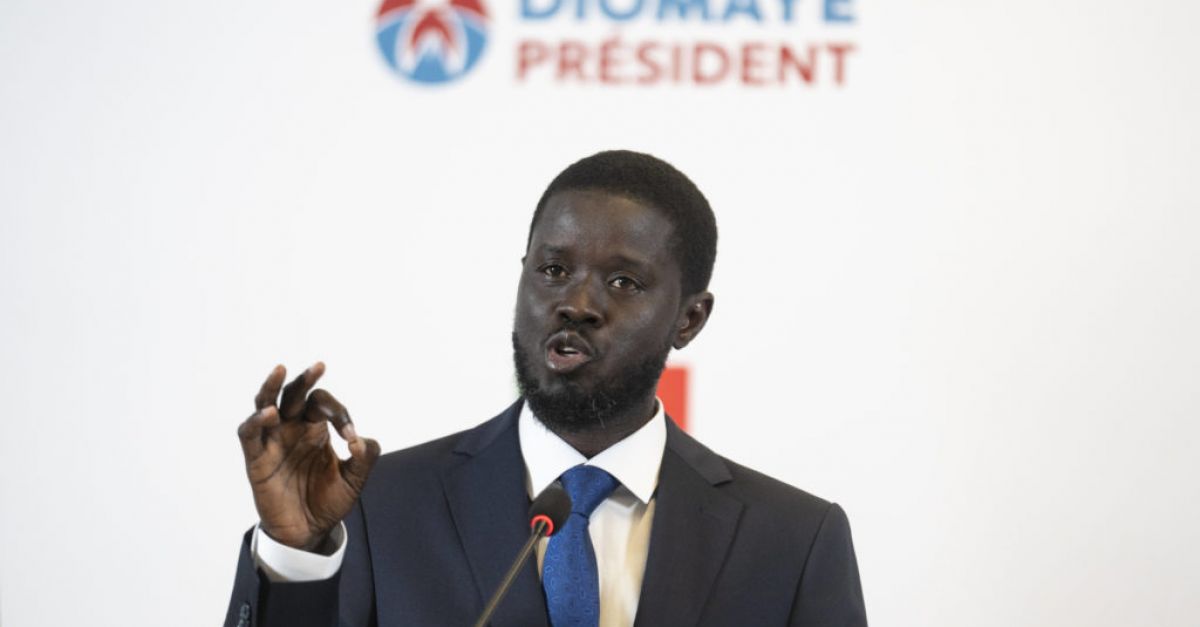 Новоизбраният президент на Сенегал обеща да се бори с корупцията след зашеметяващата победа