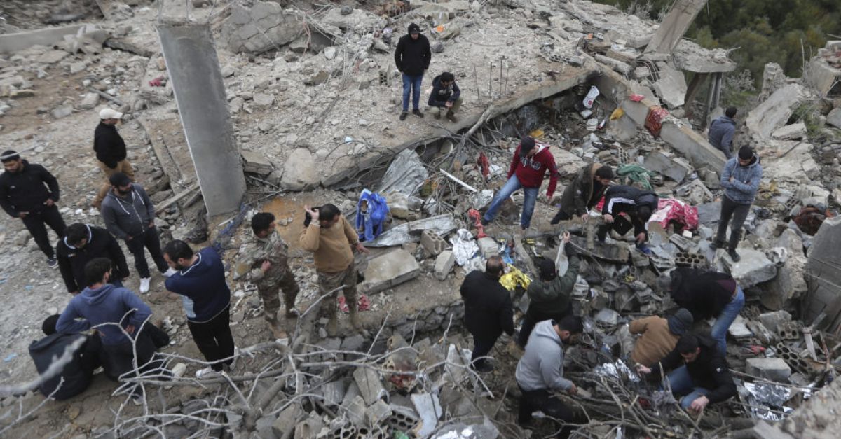 Израелски въздушен удар срещу парамедицински център, свързан с ливанска сунитска