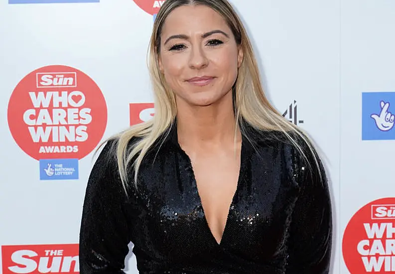 Lucy Spraggan Announces Engagement And Says Simon Cowell Will Give Her Away