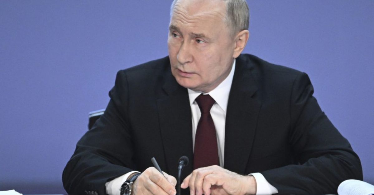 Президентът Владимир Путин обеща да проследи организаторите на нападението в