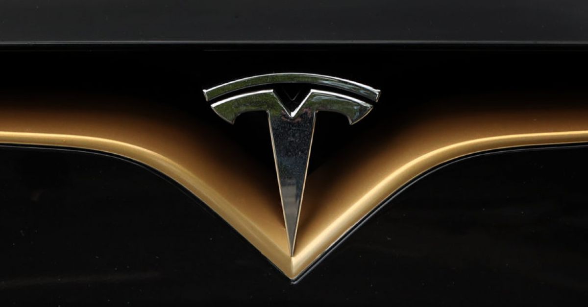 Продажбите на Tesla спаднаха рязко през последното тримесечие тъй като