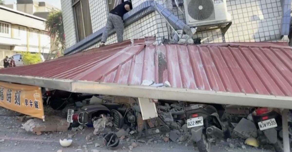 Най-силното земетресение в Тайван от 25 години уби най-малко седем