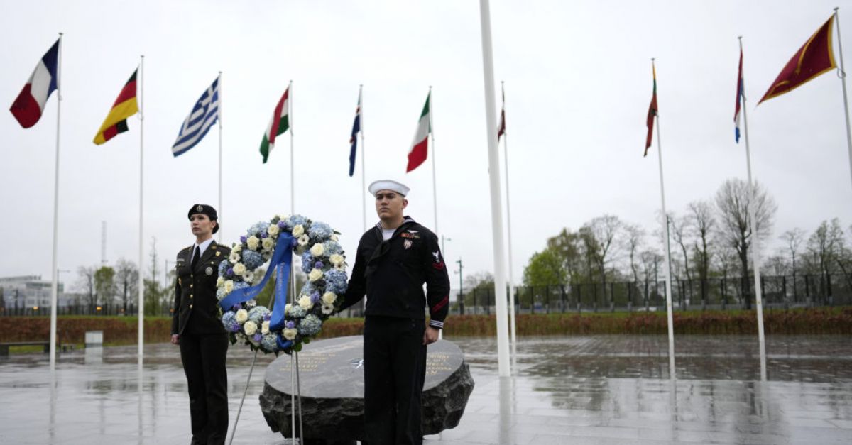 НАТО отбелязва 75-ия си рожден ден, тъй като войната на Русия в Украйна разяжда единството
