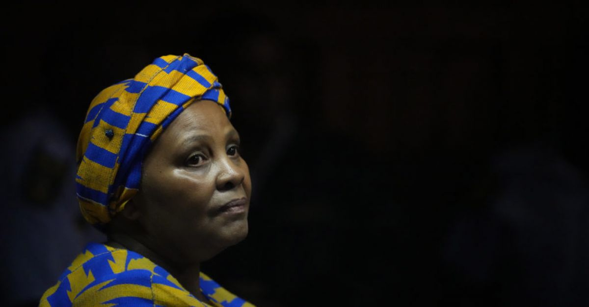 Бившият председател на южноафриканския парламент е арестуван по обвинения че