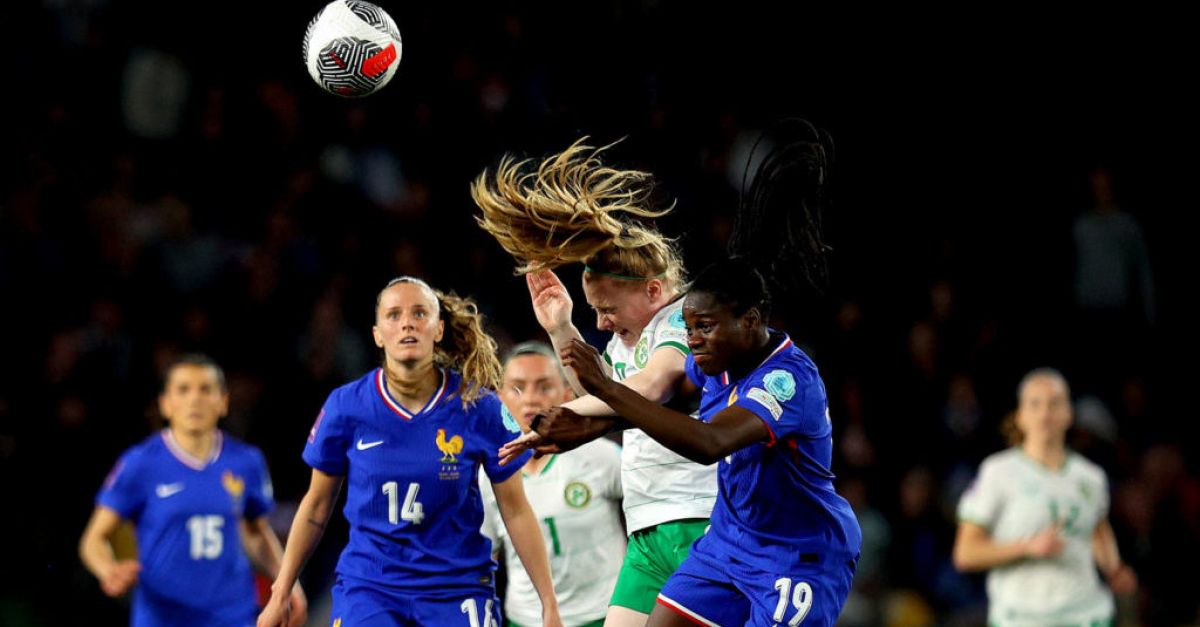 Франция победи Република Ирландия в откриващия мач на евроквалификациите за