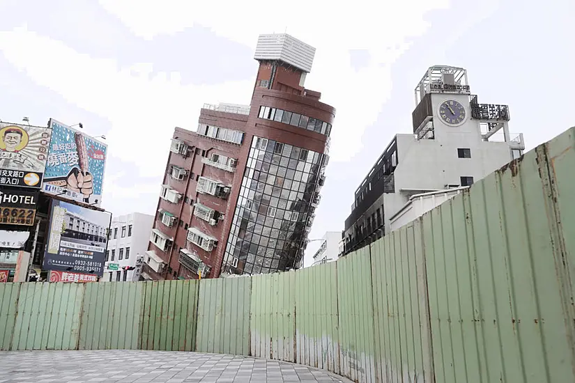 Earthquake Aftershocks Halt Demolition Of Leaning Building In Taiwan