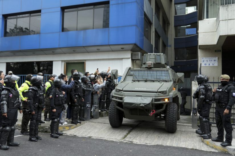 Mexico Cuts Off Diplomatic Ties With Ecuador After Police Break In At Embassy