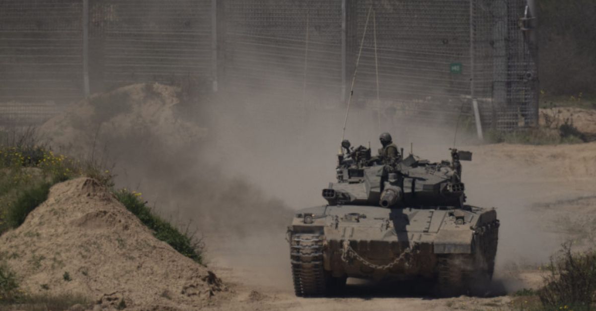 Израелската армия обяви че е изтеглила силите си от град