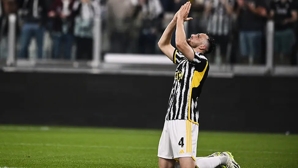 Federico Gatti Gives Juventus Win Over Fiorentina As Napoli Hit Four At Monza