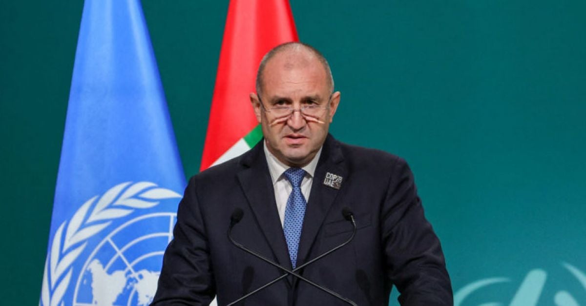 Президентът на България Румен Радев назначи във вторник служебно правителство,
